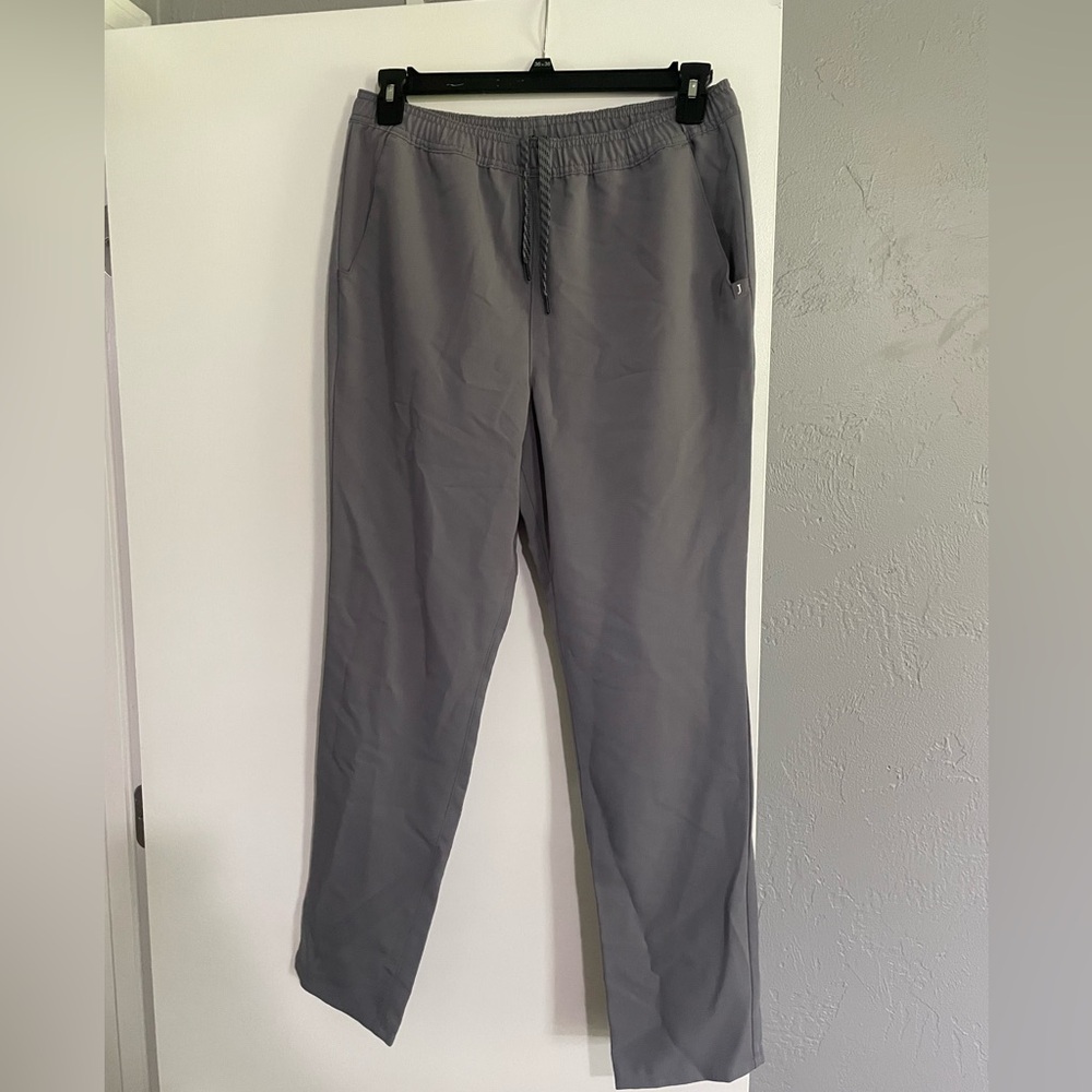 Jaanuu Scrub pants